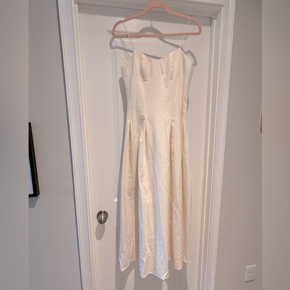 Commense Pleated Cami Maxi Dress in Apricot - Picture 2 of 8